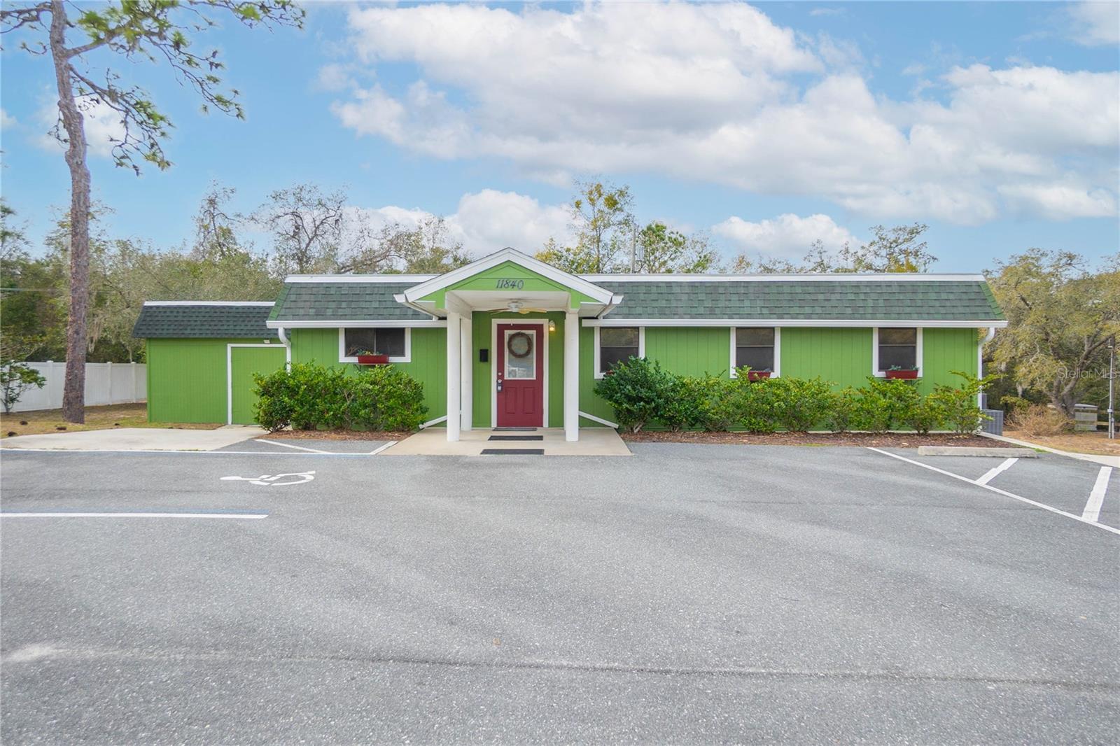 Photo of 11840 N ANGUS HILLS TERRACE DUNNELLON FL 34433