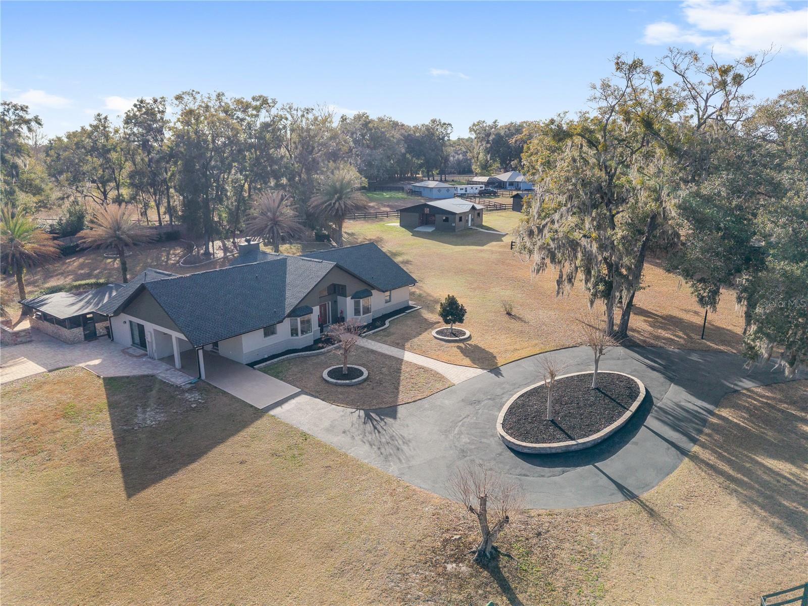 Photo of 12 CARRY BACK ROAD OCALA FL 34482