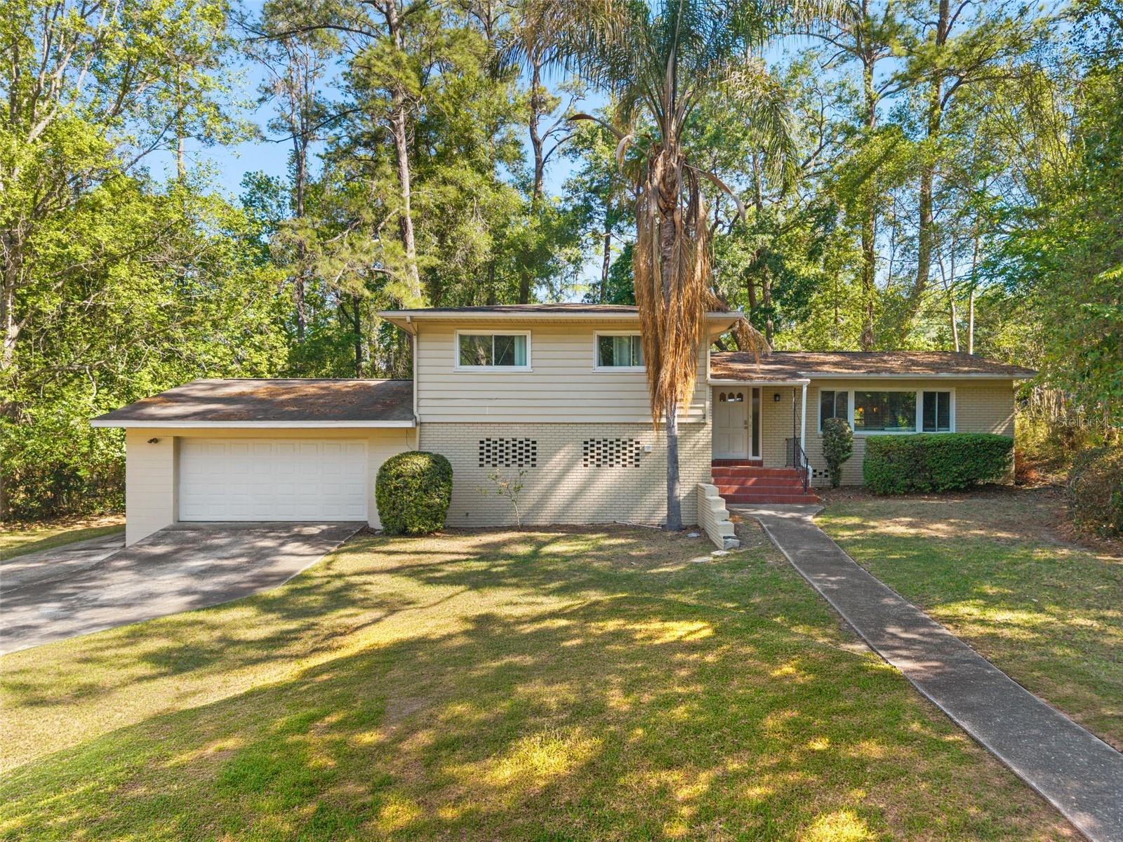 Photo of 2910 SW 1ST AVENUE GAINESVILLE FL 32607