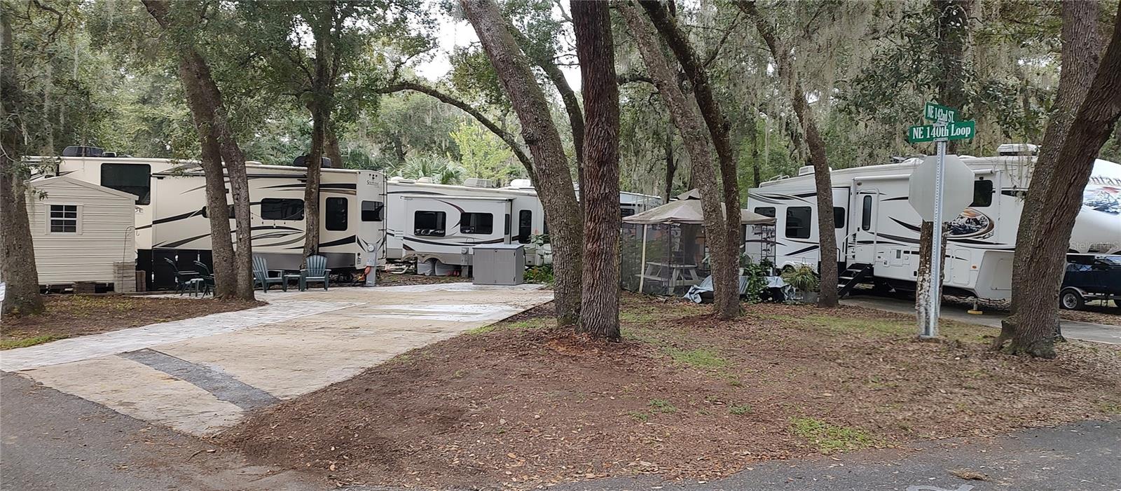 Photo of 25160 140TH LOOP SALT SPRINGS FL 32134