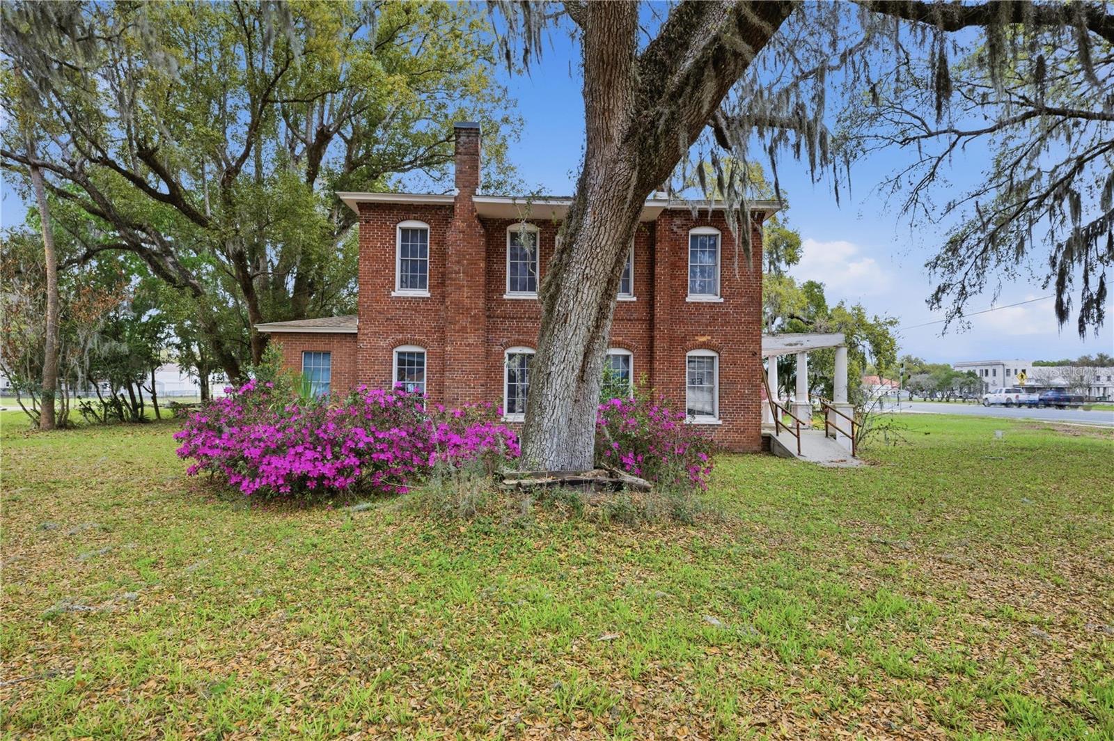 Photo of 120 N MAIN STREET BUSHNELL FL 33513