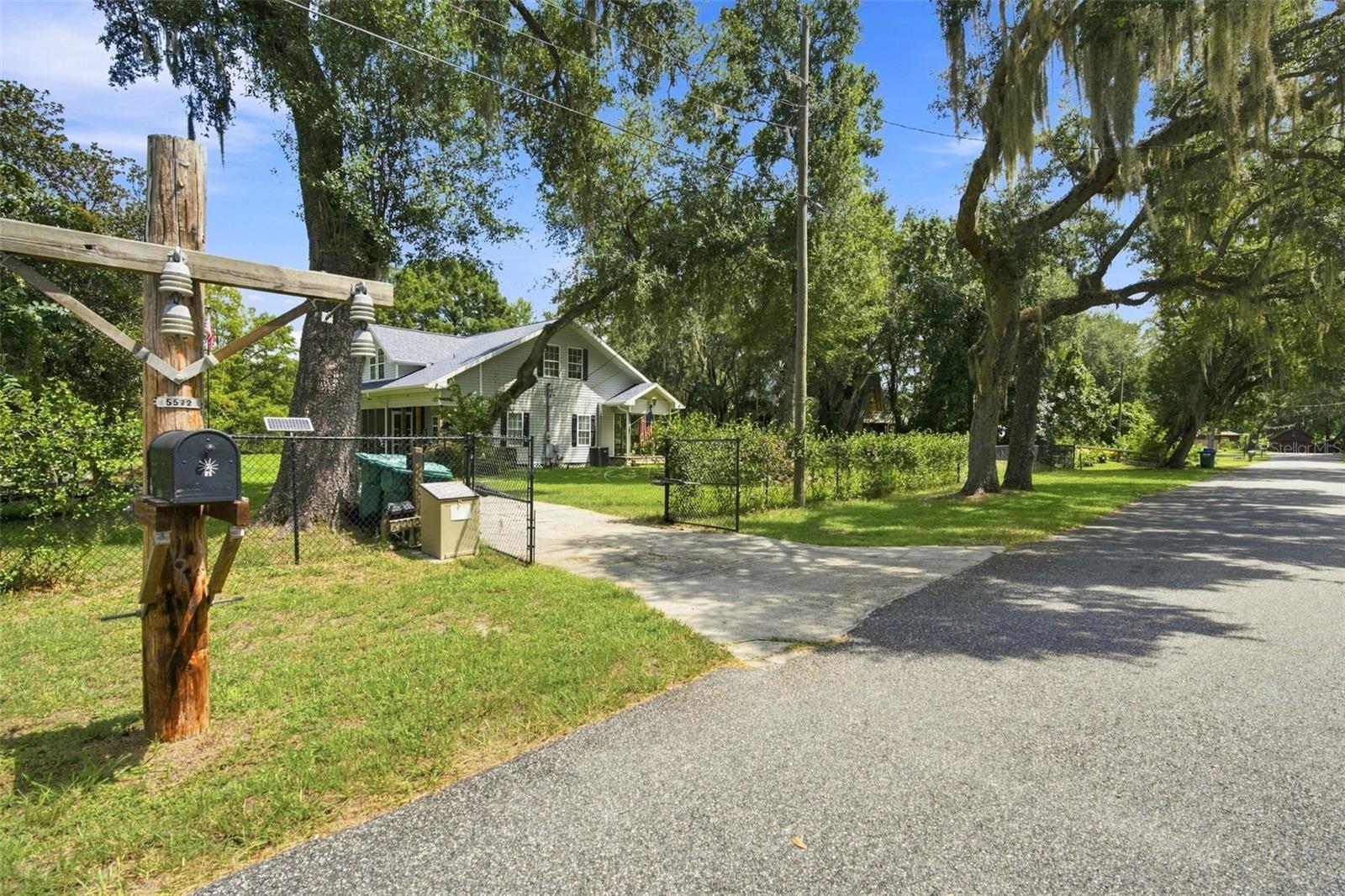 Photo of 5572 S MARLIN POINT FLORAL CITY FL 34436