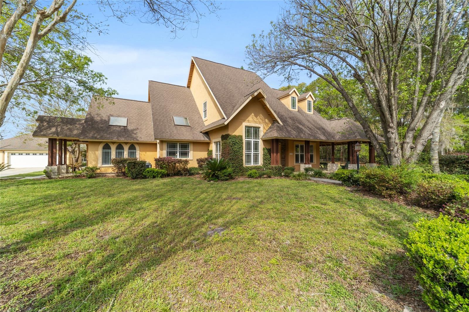 Photo of 16638 N HIGHWAY 329 REDDICK FL 32686