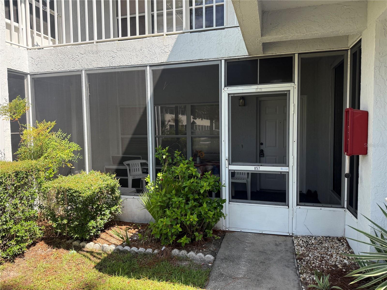 Photo of 857 SE MAYO DRIVE #102 CRYSTAL RIVER FL 34429