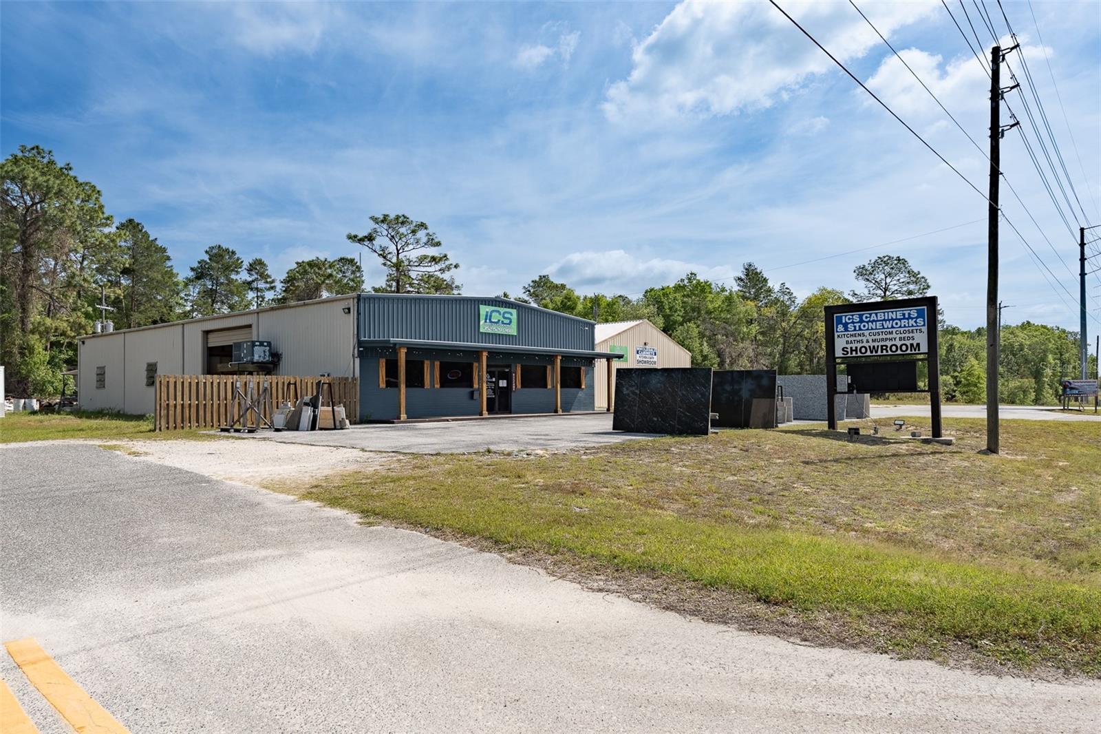 Photo of 14131 NE HIGHWAY 27 ALT WILLISTON FL 32696