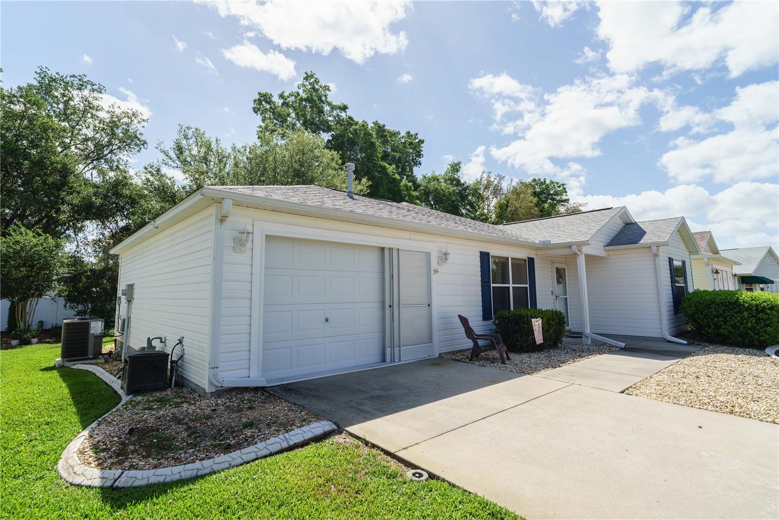 Photo of 16980 SE 96TH CHAPELWOOD CIRCLE THE VILLAGES FL 32162