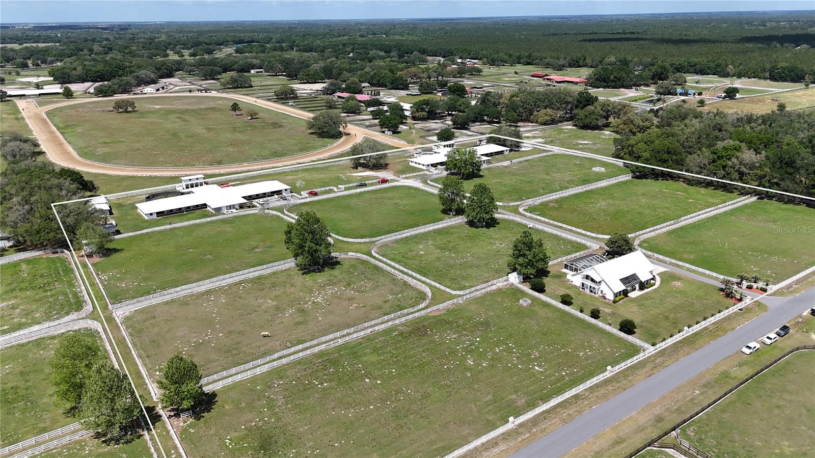 Photo of 4450 SE 216TH AVENUE MORRISTON FL 32668