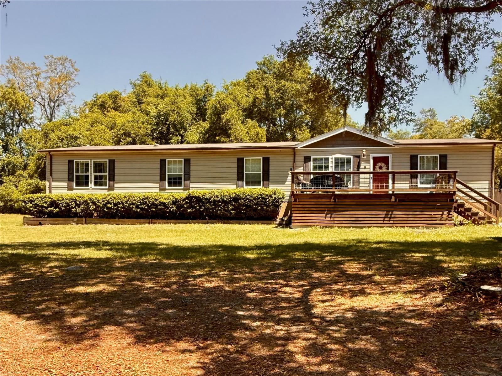 Photo of 9711 SE HIGHWAY 464C OCKLAWAHA FL 32179