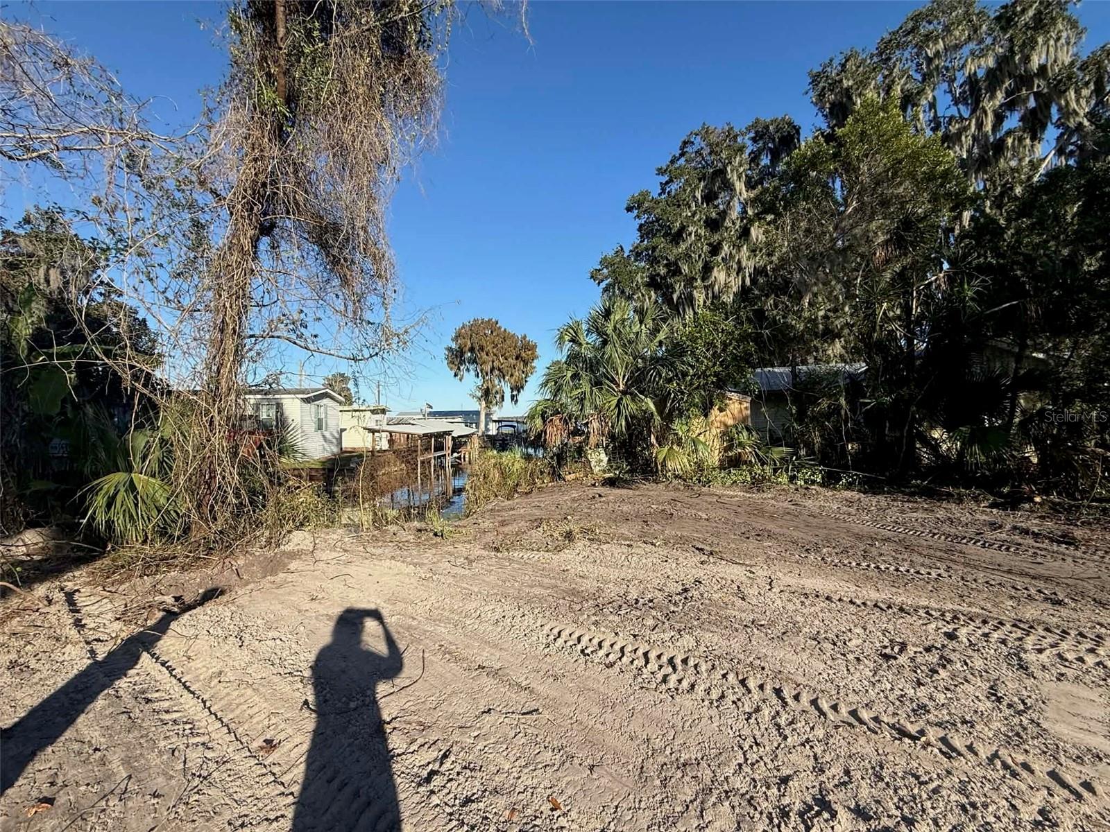 Photo of 748 CR 477A LAKE PANASOFFKEE FL 33538