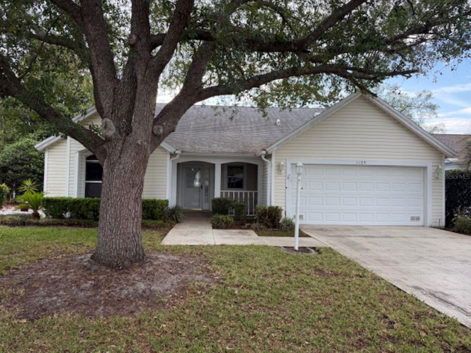 Photo of 1109 MONTEREY LANE LADY LAKE FL 32159