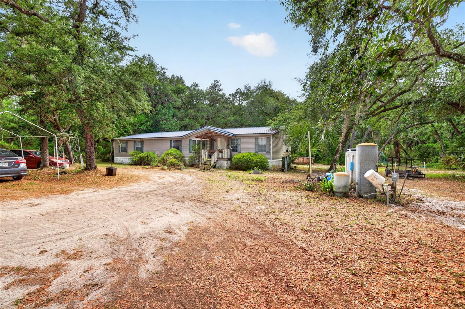 Photo of 9190 NE 144TH TERRACE SILVER SPRINGS FL 34488