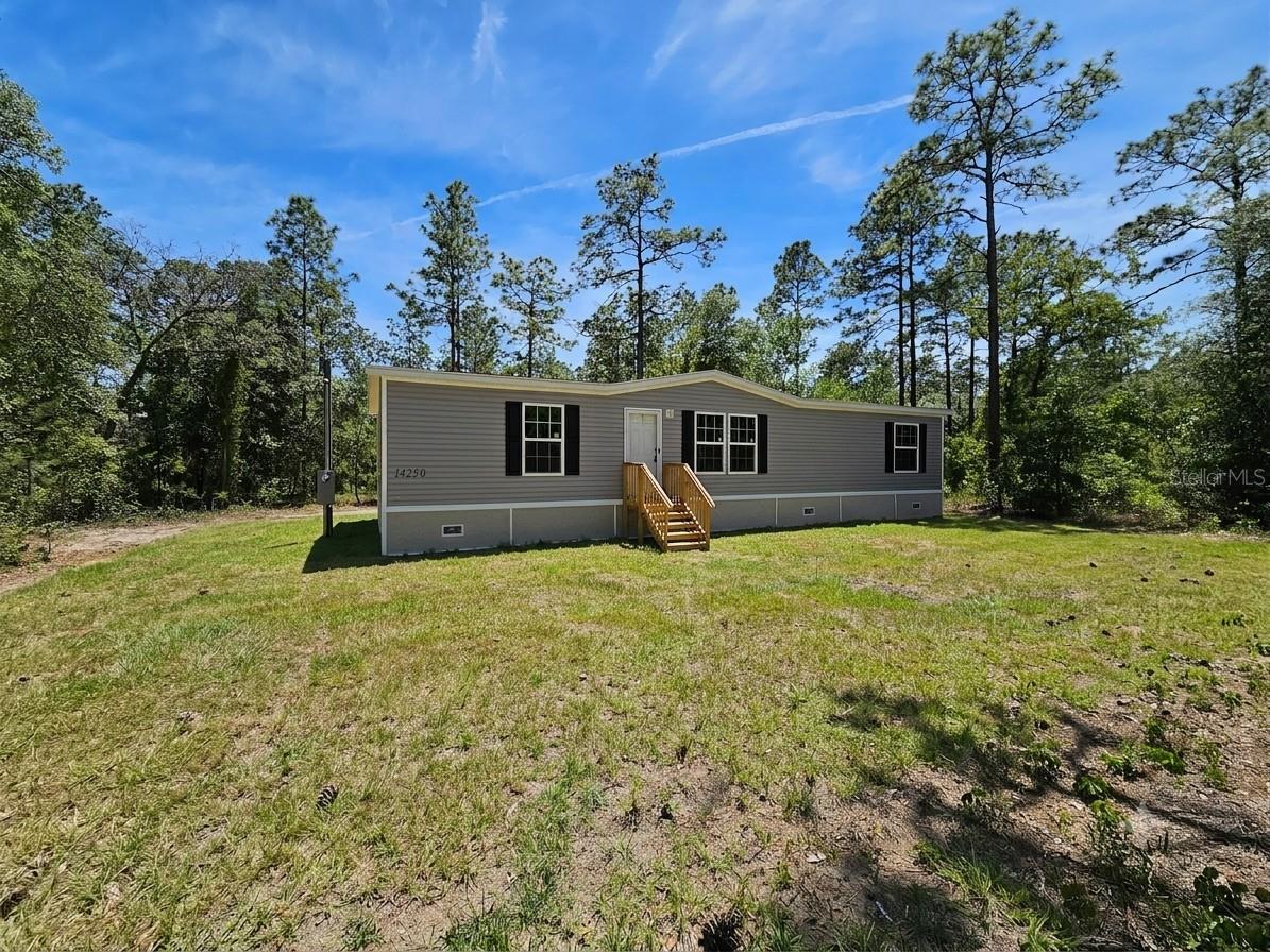 Photo of 14230 SE 20TH STREET MORRISTON FL 32668