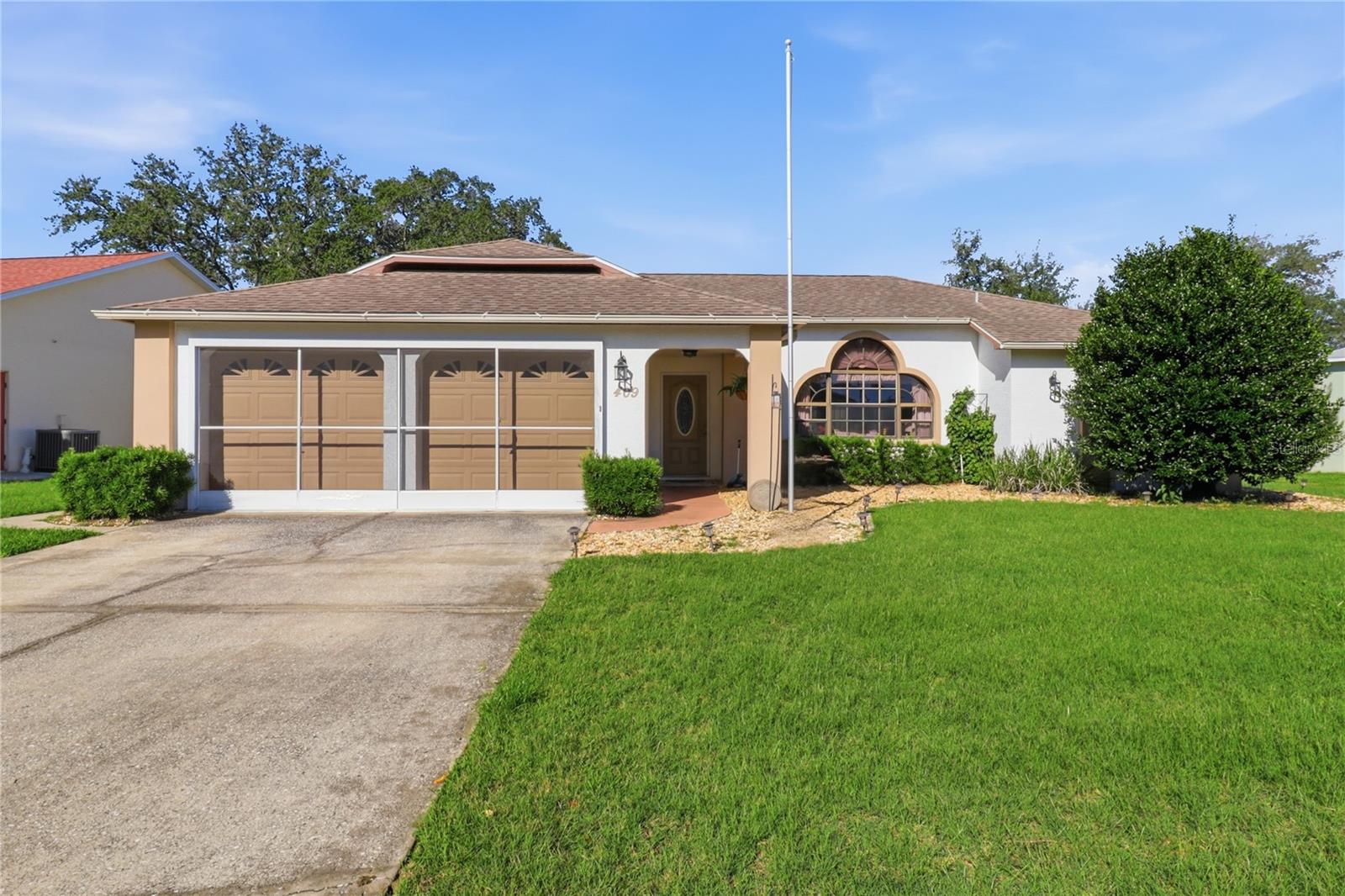 Photo of 409 N TURKEY PINE LOOP LECANTO FL 34461