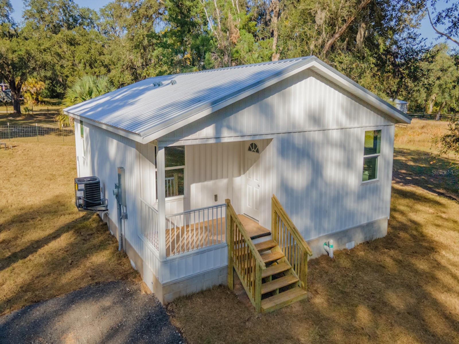 Photo of 11629 NE 145 PLACE FORT MC COY FL 32134