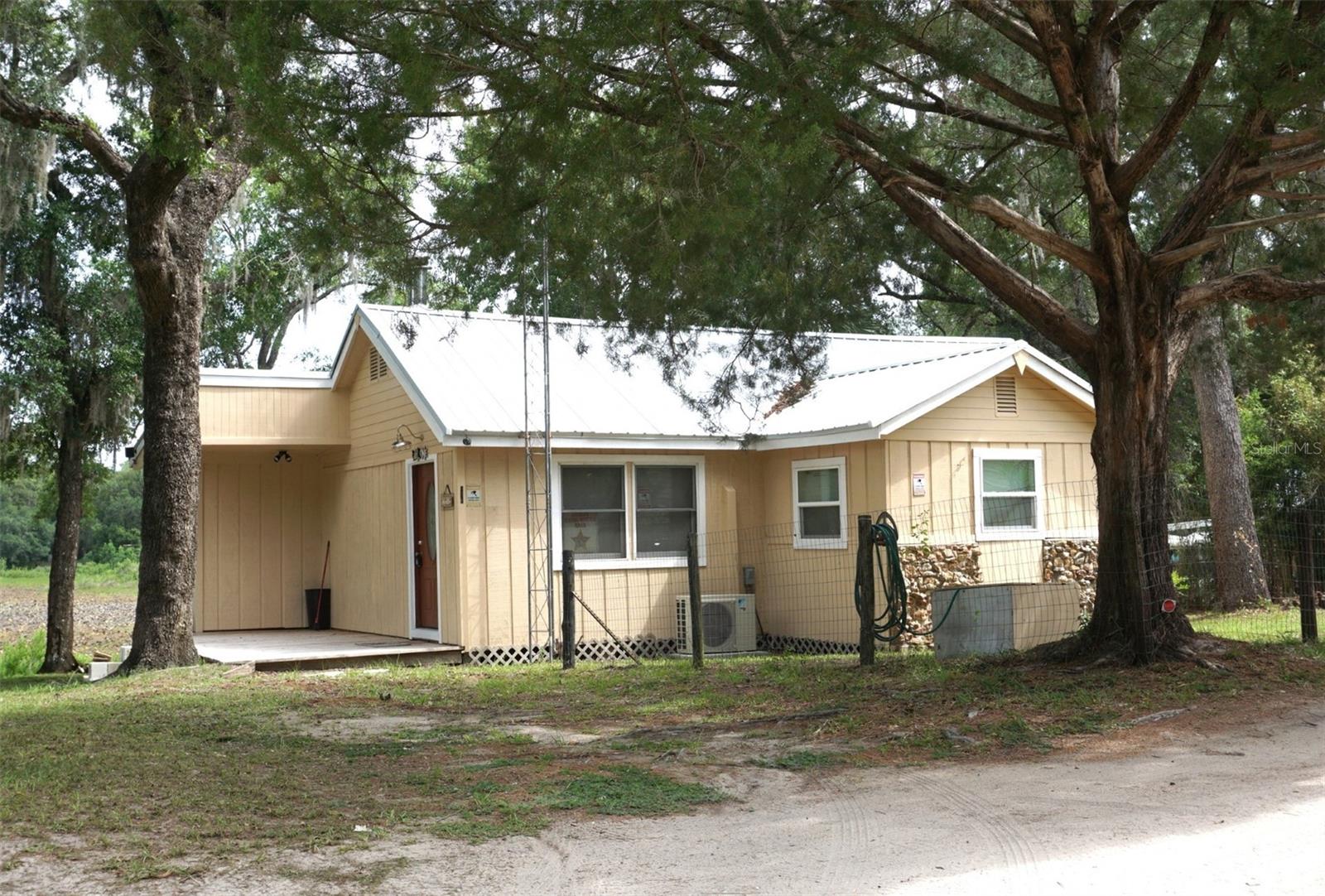 Photo of 5470 NE 165TH TERRACE ROAD SILVER SPRINGS FL 34488