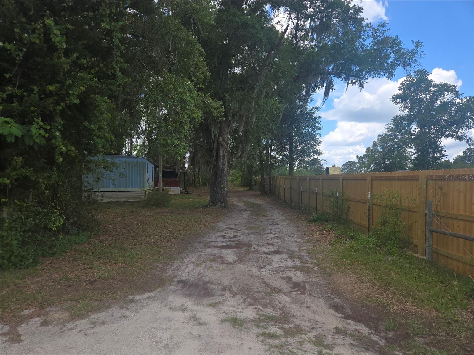 Photo of 6090 NE 87 TERRACE BRONSON FL 32621