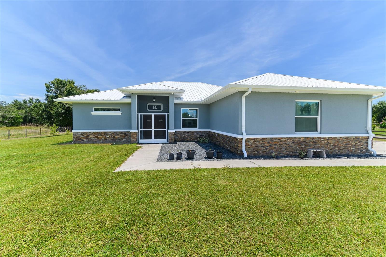 Photo of 40200 LITTLE FARM ROAD PUNTA GORDA FL 33982