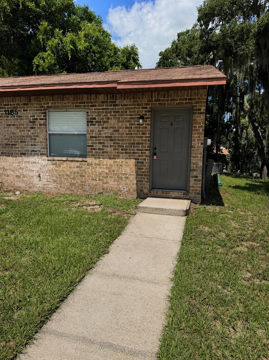 Photo of 1185-1185 BENTLEY ROAD #4 LEESBURG FL 34748