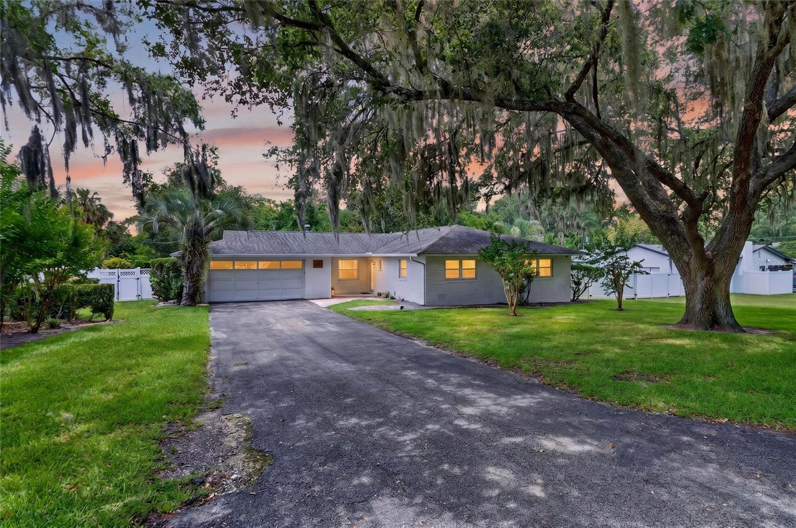 Photo of 1502 SE 16TH AVENUE OCALA FL 34471