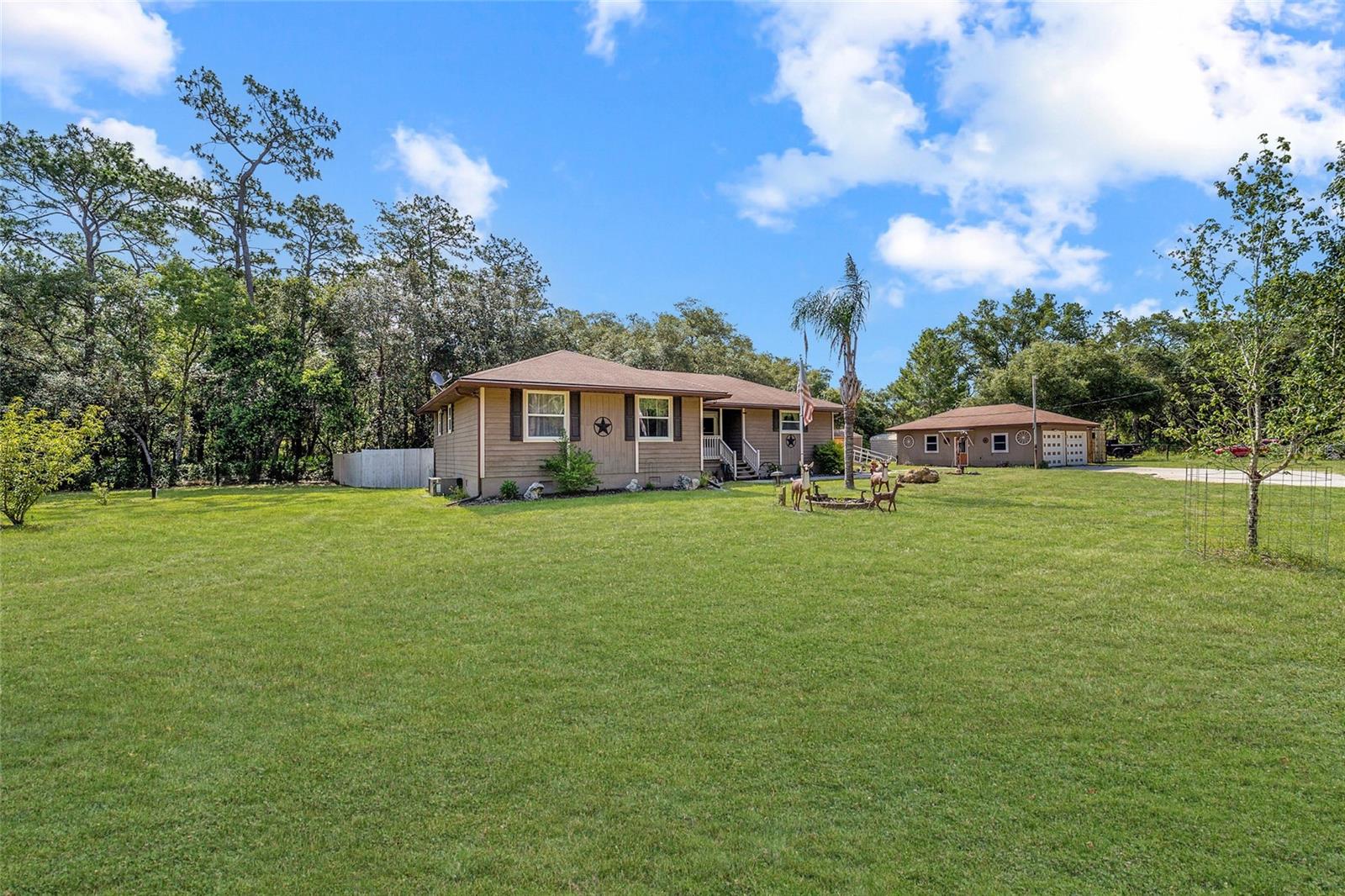 Photo of 15755 SW 90TH AVENUE DUNNELLON FL 34432