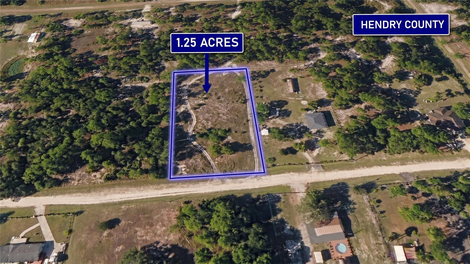 Photo of 860 S PALOMINO STREET CLEWISTON FL 33440