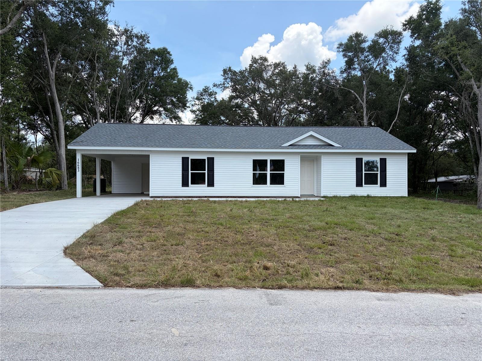 Photo of 16683 SE 63 LANE OCKLAWAHA FL 32179