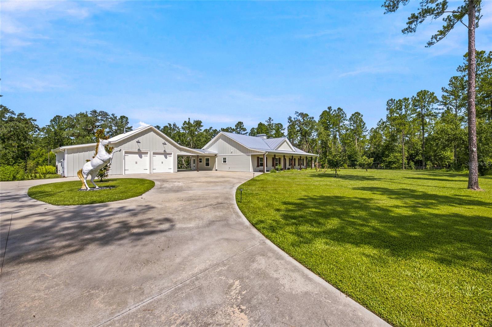 Photo of 10080 SE 1ST STREET ROAD SILVER SPRINGS FL 34488