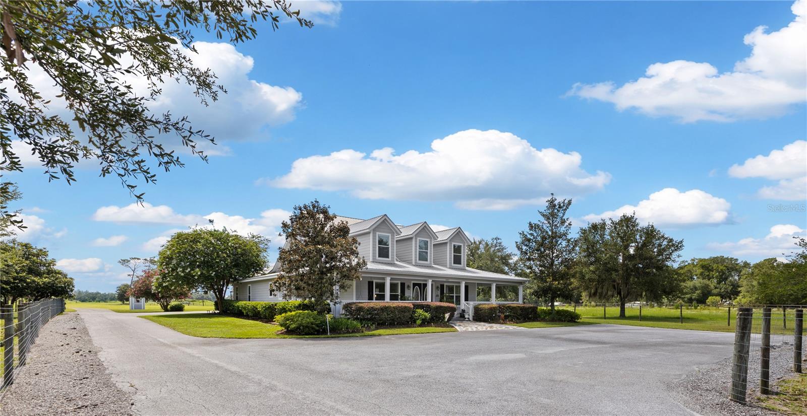 Photo of 9897 NW 160 AVENUE MORRISTON FL 32668