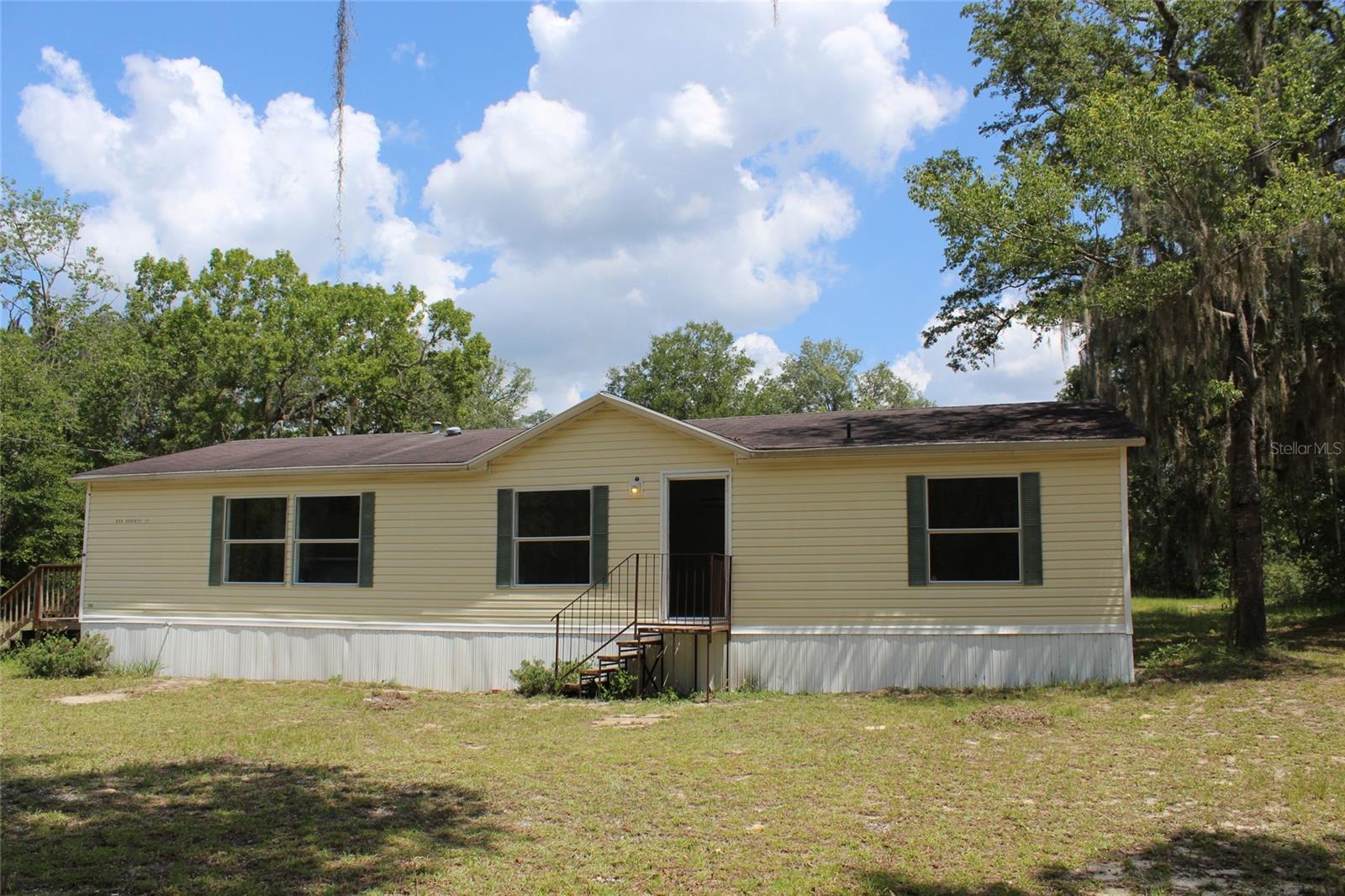 Photo of 112 JUNIPER DRIVE HAWTHORNE FL 32640