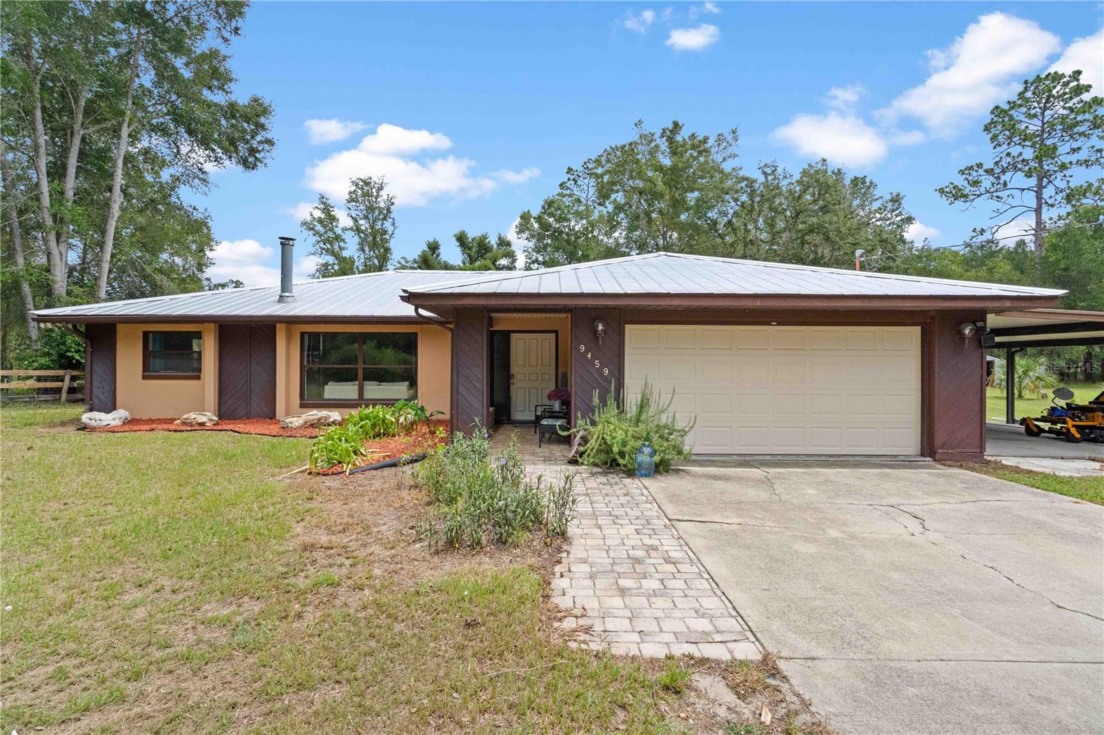 Photo of 9459 N EUBANKS TERRACE DUNNELLON FL 34433