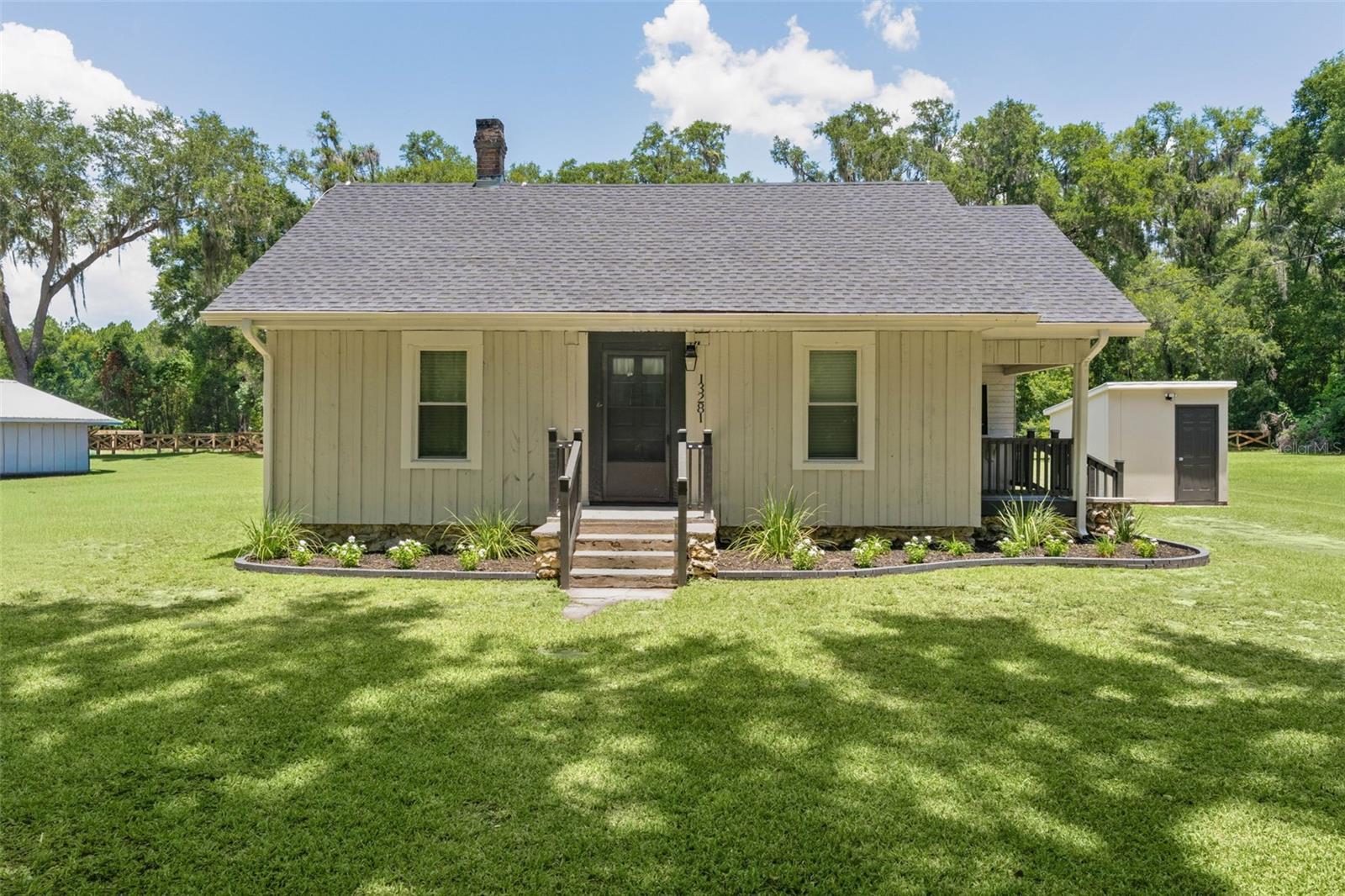 Photo of 13281 SE 122ND PLACE OCKLAWAHA FL 32179