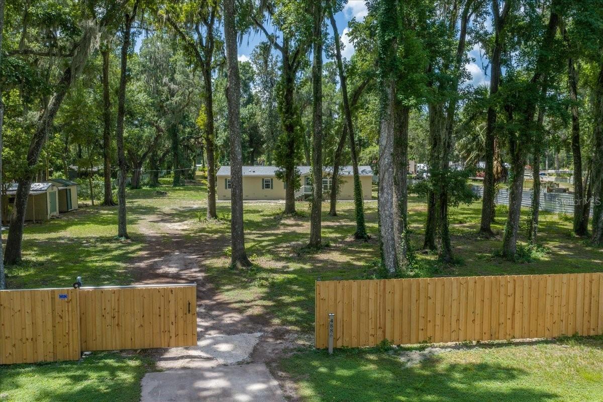 Photo of 4886 E HIGHWAY 316 CITRA FL 32113