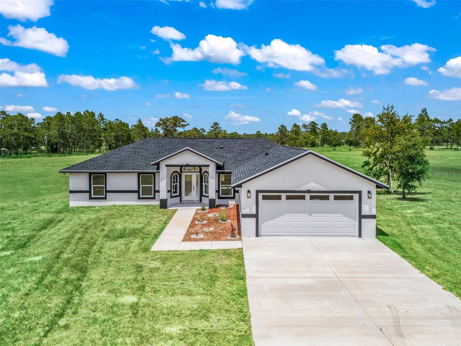 Photo of 14461 SE 80TH STREET MORRISTON FL 32668