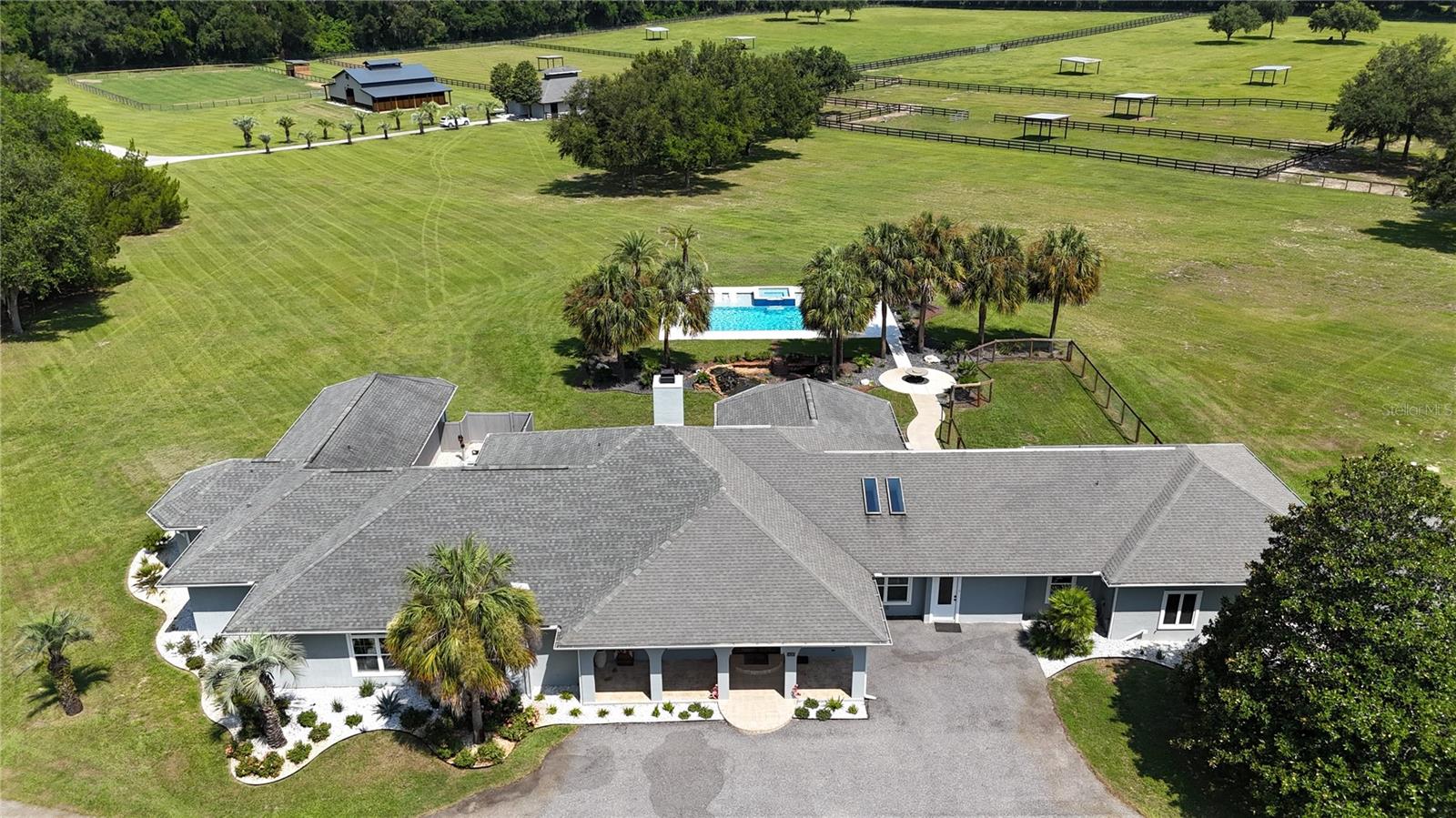 Photo of 14281 N US HIGHWAY 441 CITRA FL 32113