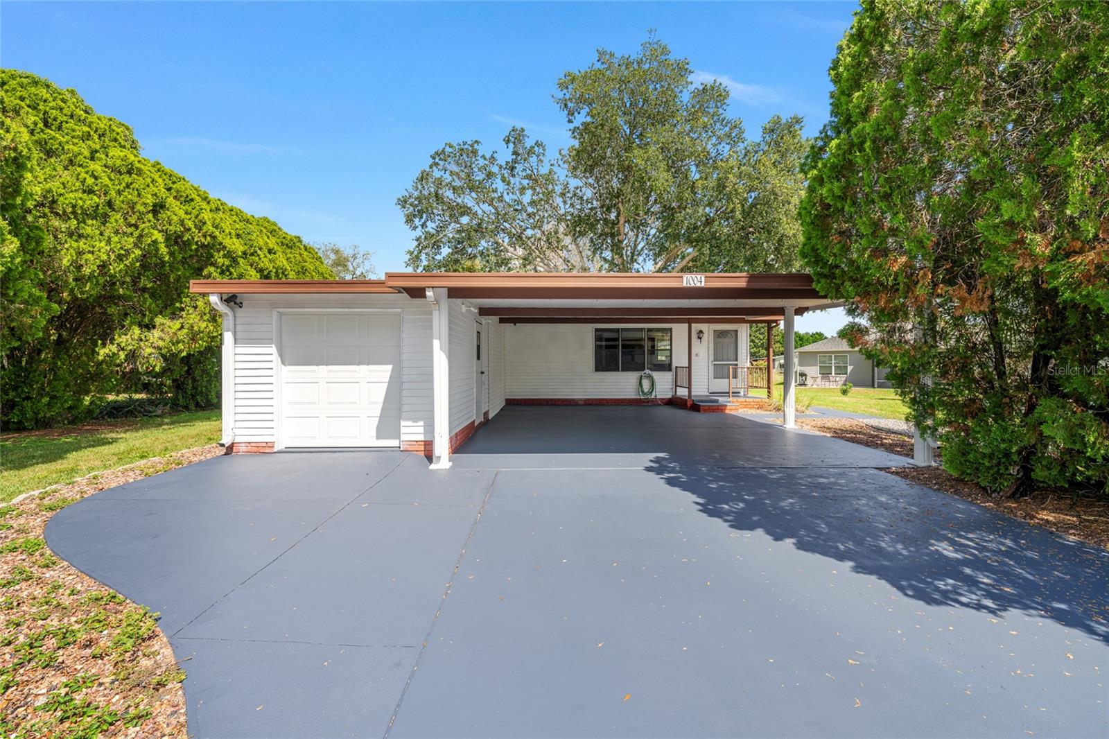 Photo of 1004 ANN AVENUE LADY LAKE FL 32159