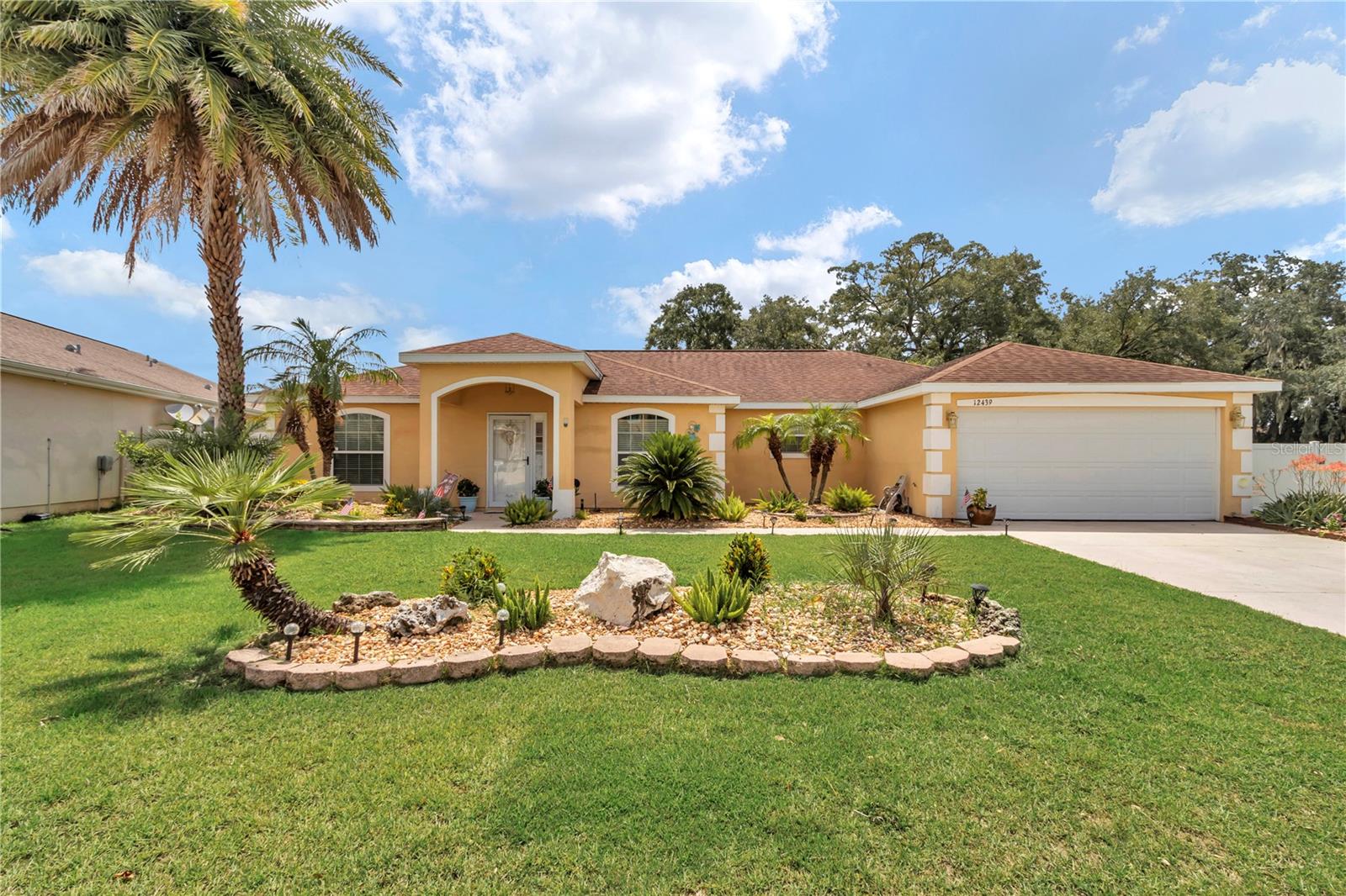 Photo of 12439 NE 48TH CIRCLE OXFORD FL 34484