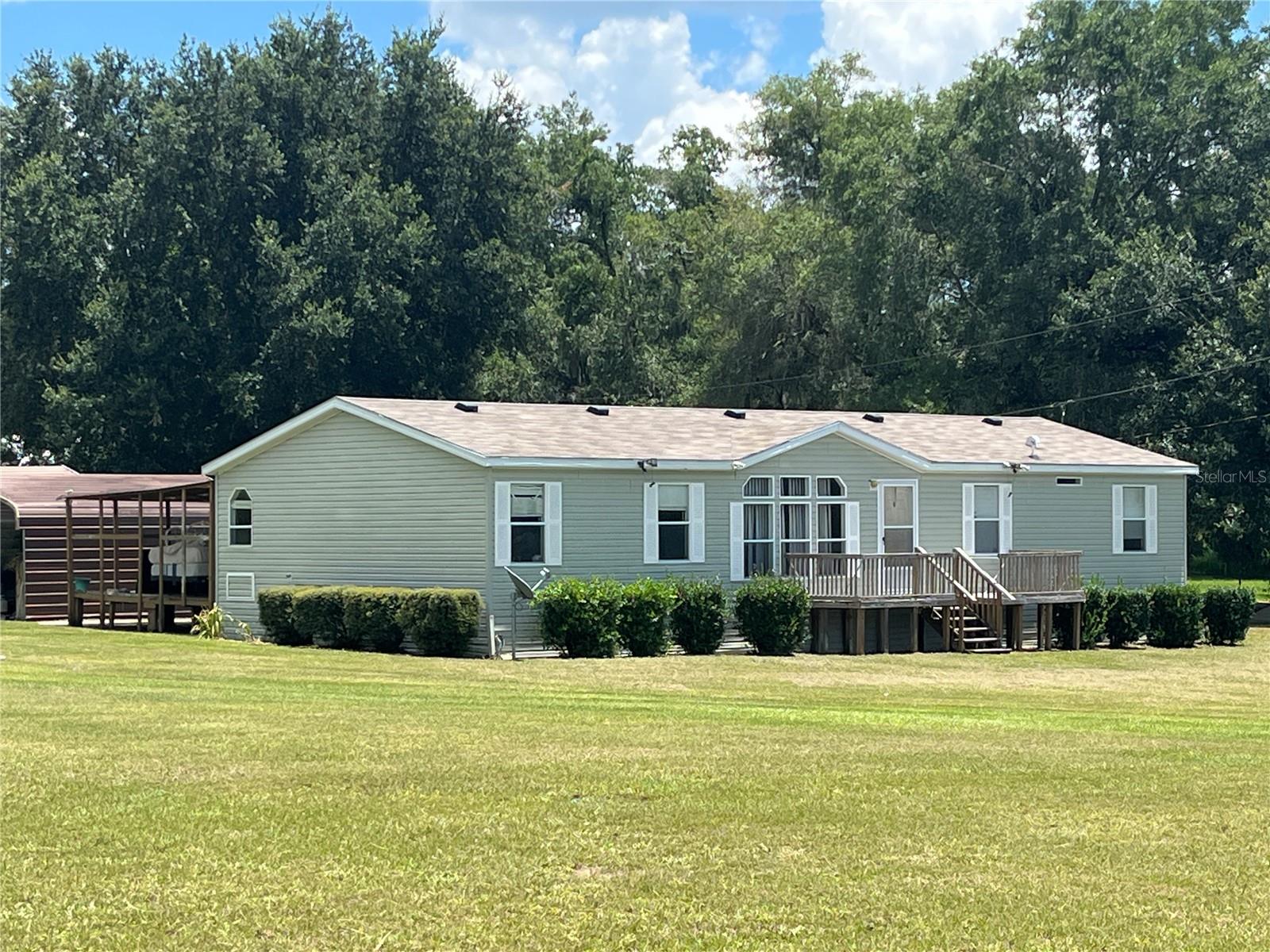 Photo of 11949 SE HIGHWAY 464 OCKLAWAHA FL 32179