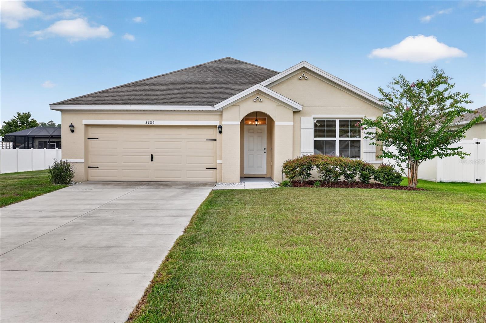 Photo of 3886 SE 97TH LANE BELLEVIEW FL 34420
