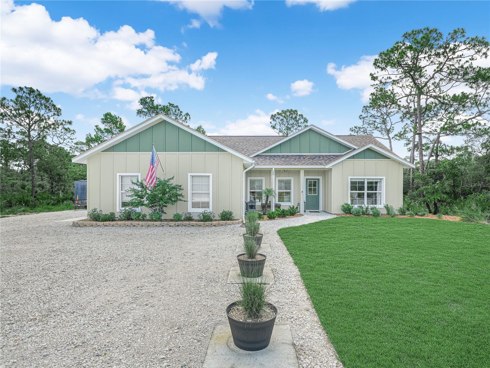 Photo of 10134 S ORANGE BLOSSOM BOULEVARD SEBRING FL 33875