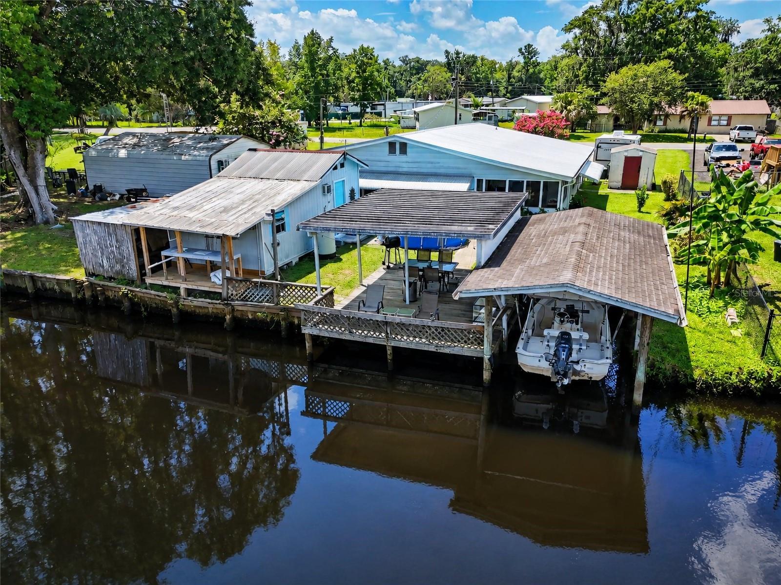 Photo of 104 EDGEWATER ROAD SATSUMA FL 32189