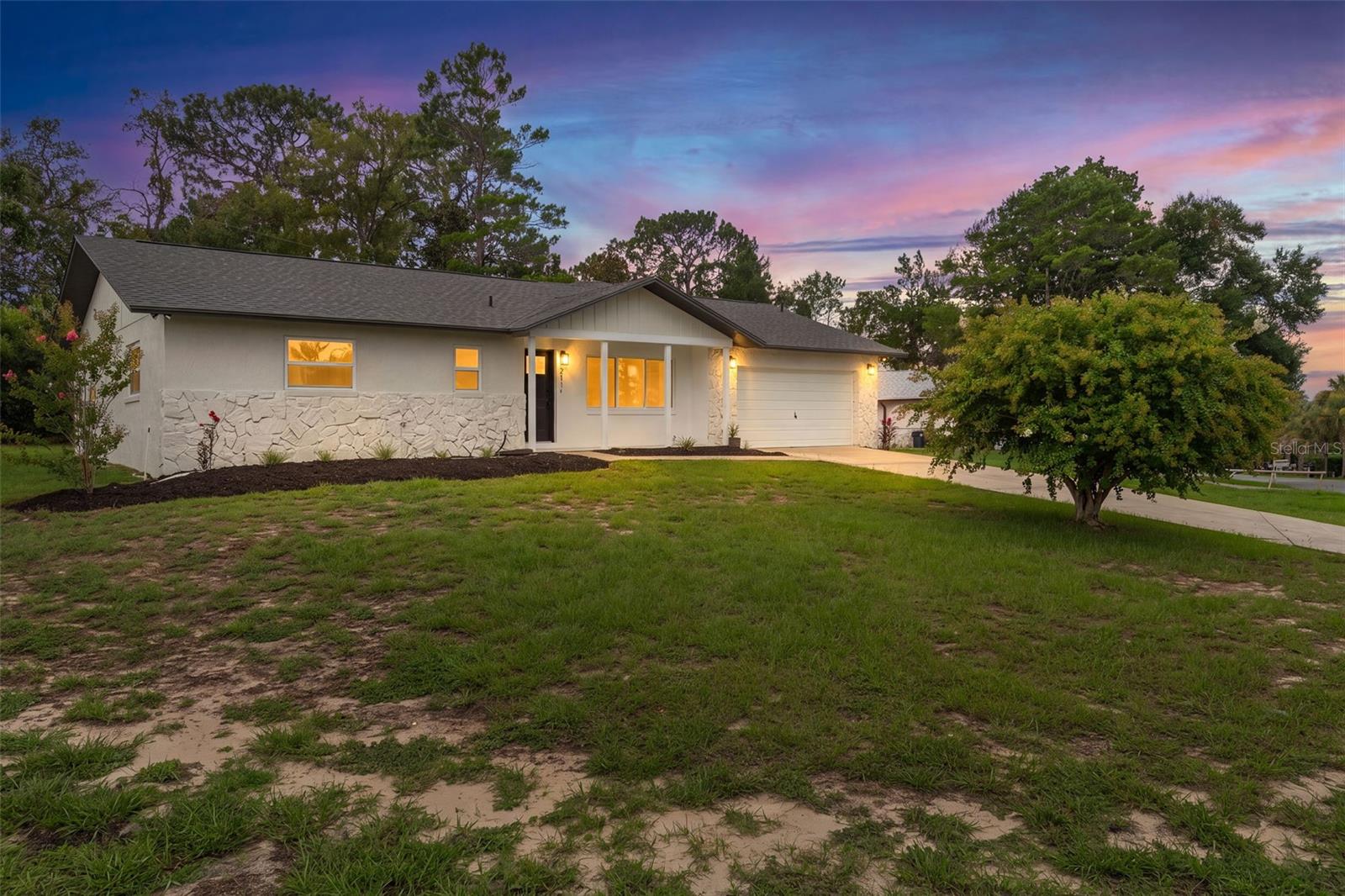 Photo of 211 S DAVIS STREET BEVERLY HILLS FL 34465