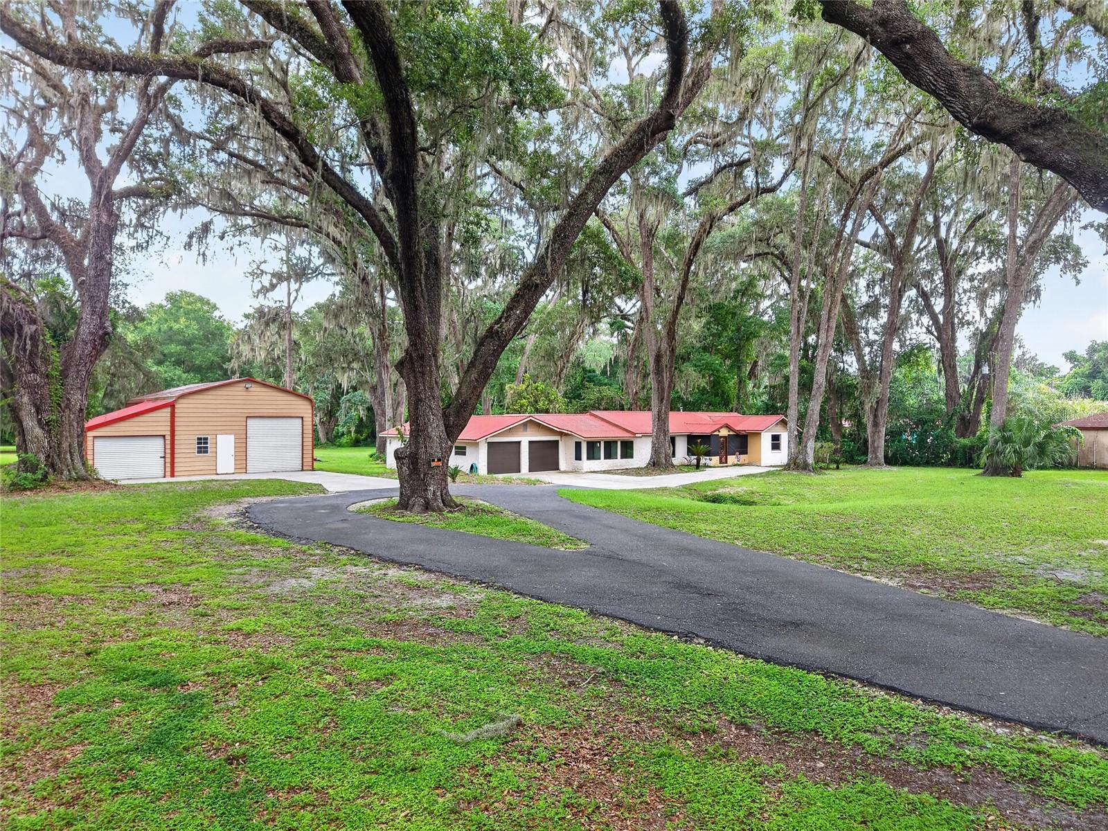 Photo of 18741 N US HIGHWAY 301 CITRA FL 32113