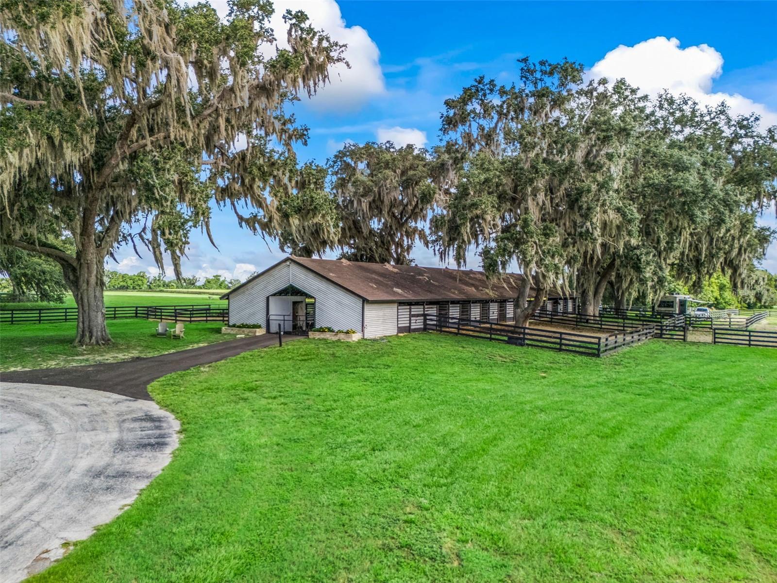 Photo of 15351 SE 57TH TERRACE SUMMERFIELD FL 34491