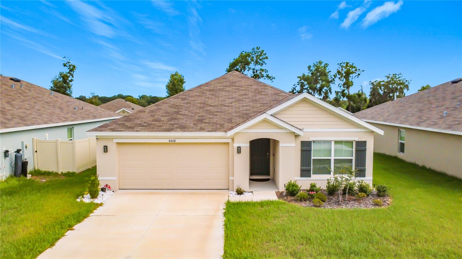 Photo of 6608 SE 1ST LOOP OCALA FL 34472