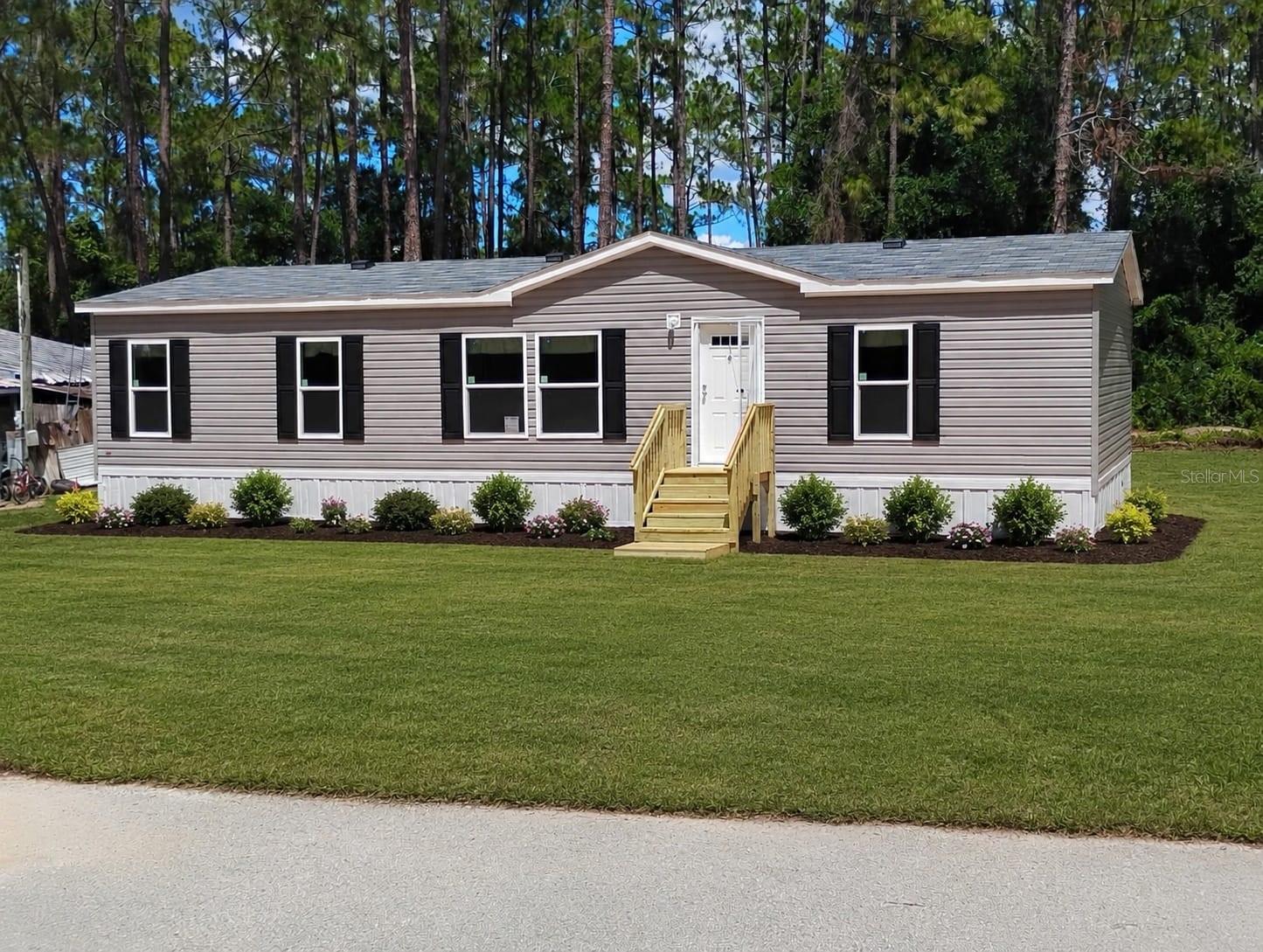 Photo of 5759 SE 184 TERRACE OCKLAWAHA FL 32179