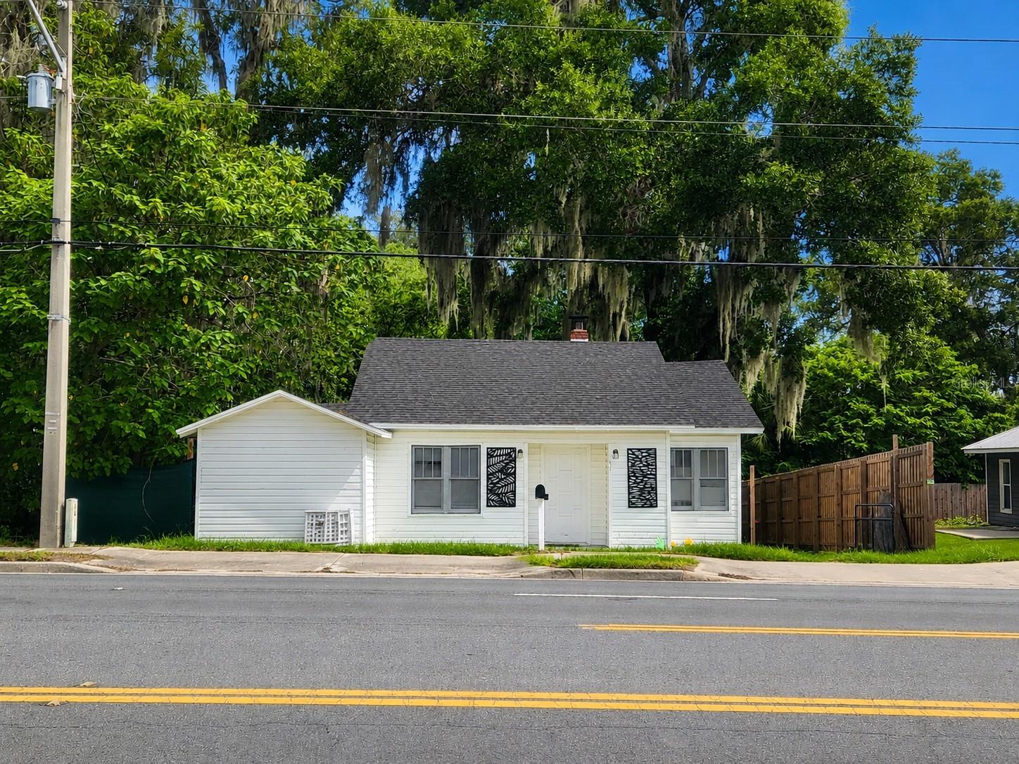 Photo of 617 NE 25TH AVENUE OCALA FL 34470