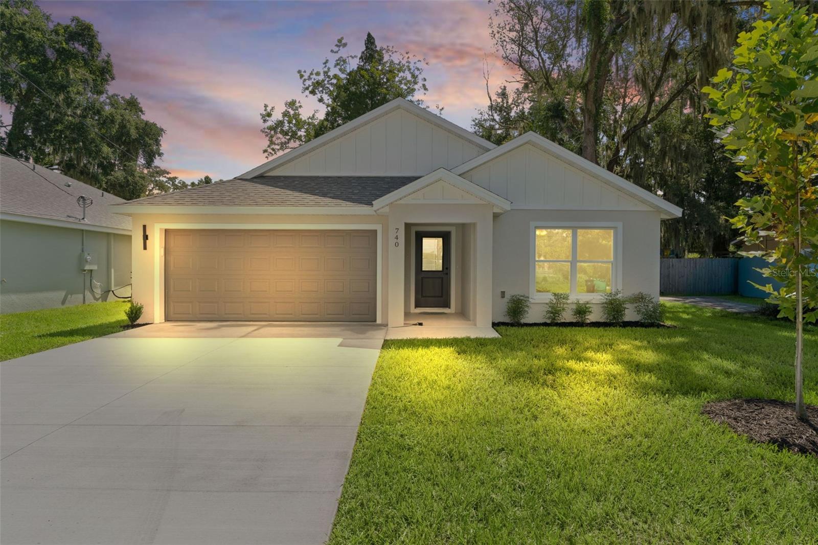 Photo of 740 POWELL STREET WILDWOOD FL 34785