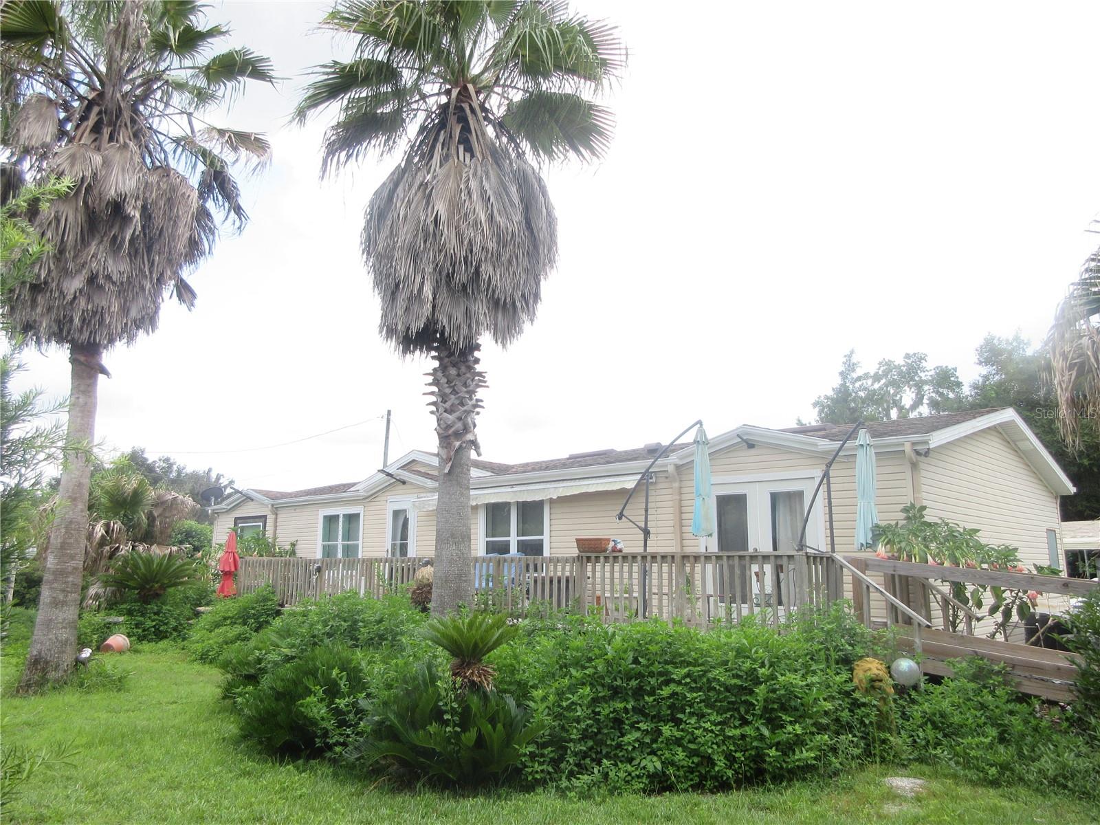 Photo of 16000 N HWY 329 REDDICK FL 32686