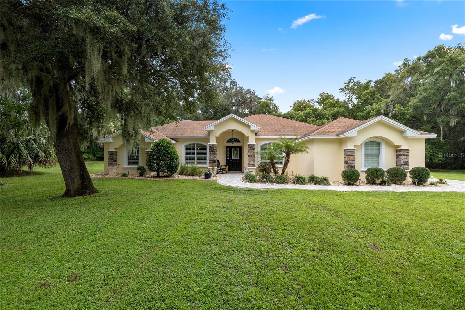 Photo of 17261 SE 101ST AVENUE ROAD SUMMERFIELD FL 34491