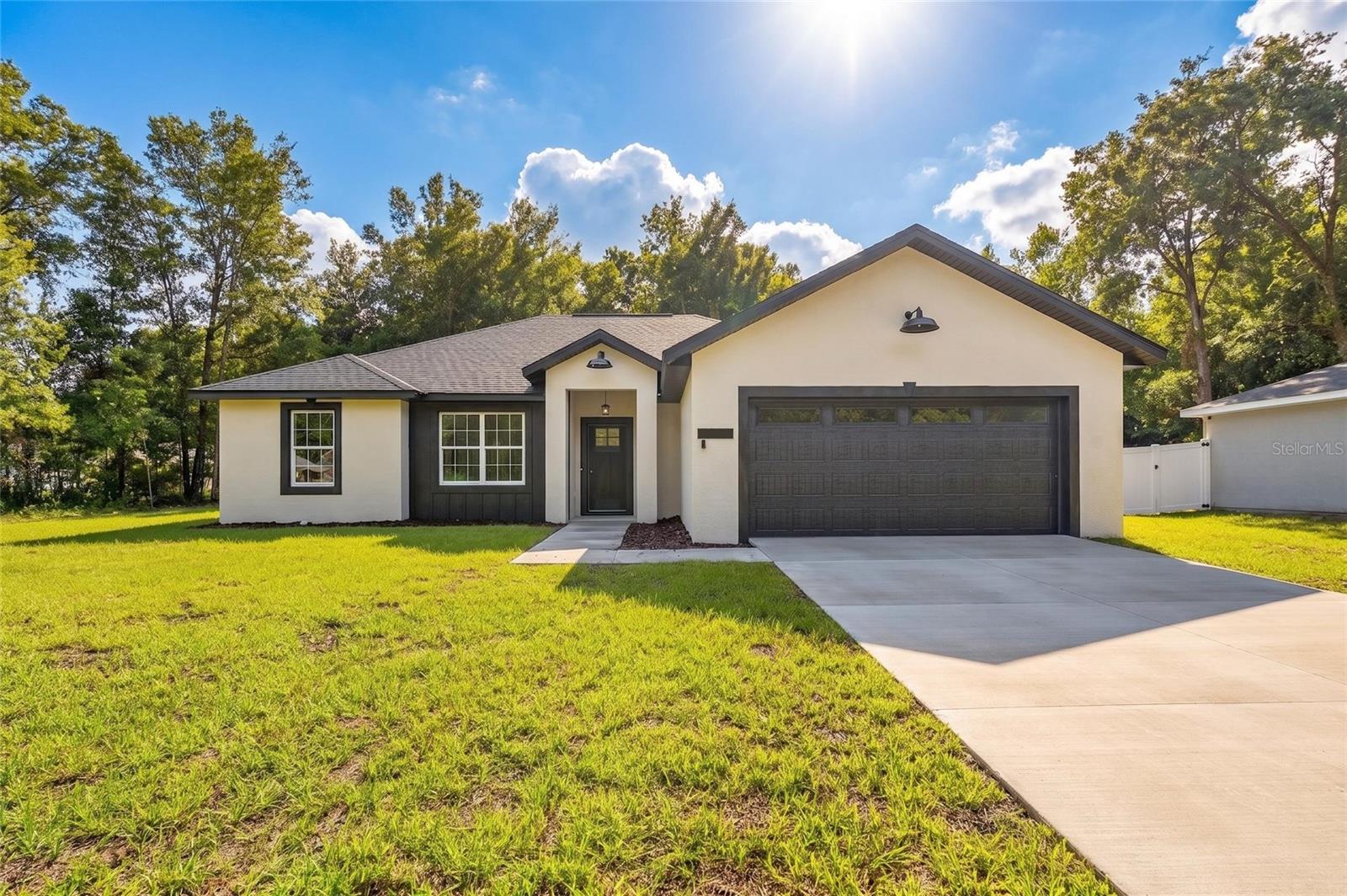 Photo of 1 WALNUT DRIVE OCALA FL 34480